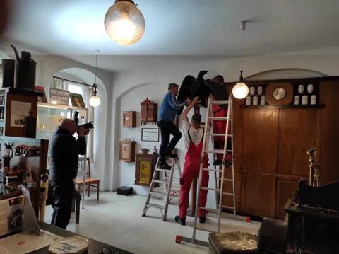 Apothekenhauszeichen der Adler-Apotheke Werneuchen