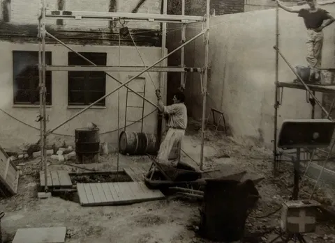 Umbauarbeiten 1985 im Hof
